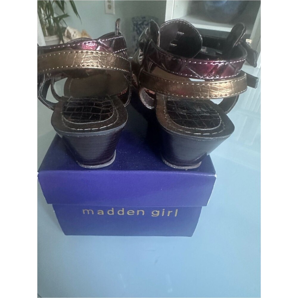 Madden Girl Whizz Croc Gladiator Sandals Brown Multi 7M - Picture 5 of 8